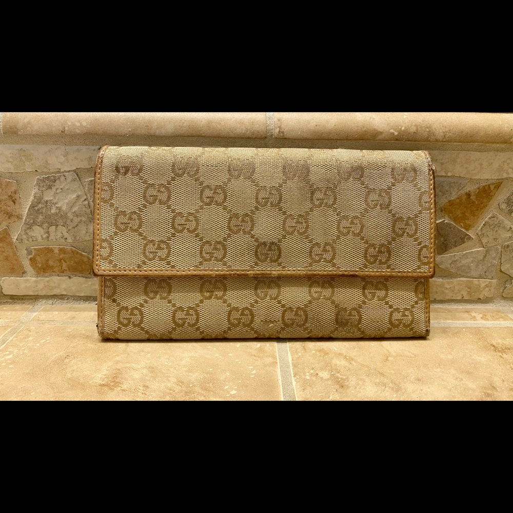 Authentic Gucci Monogram Trifold Wallet